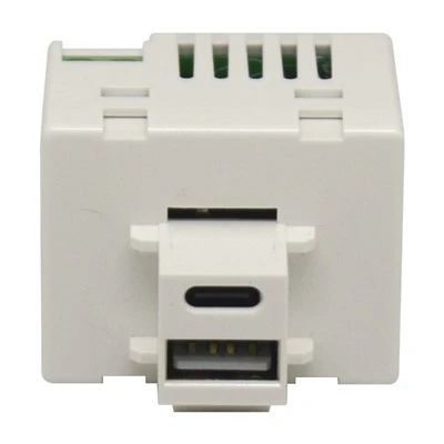 USB A USB C 15W-uttag